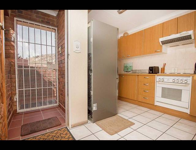 2 BEDROOM APARTMENT FOR SALE IN WILROPARK